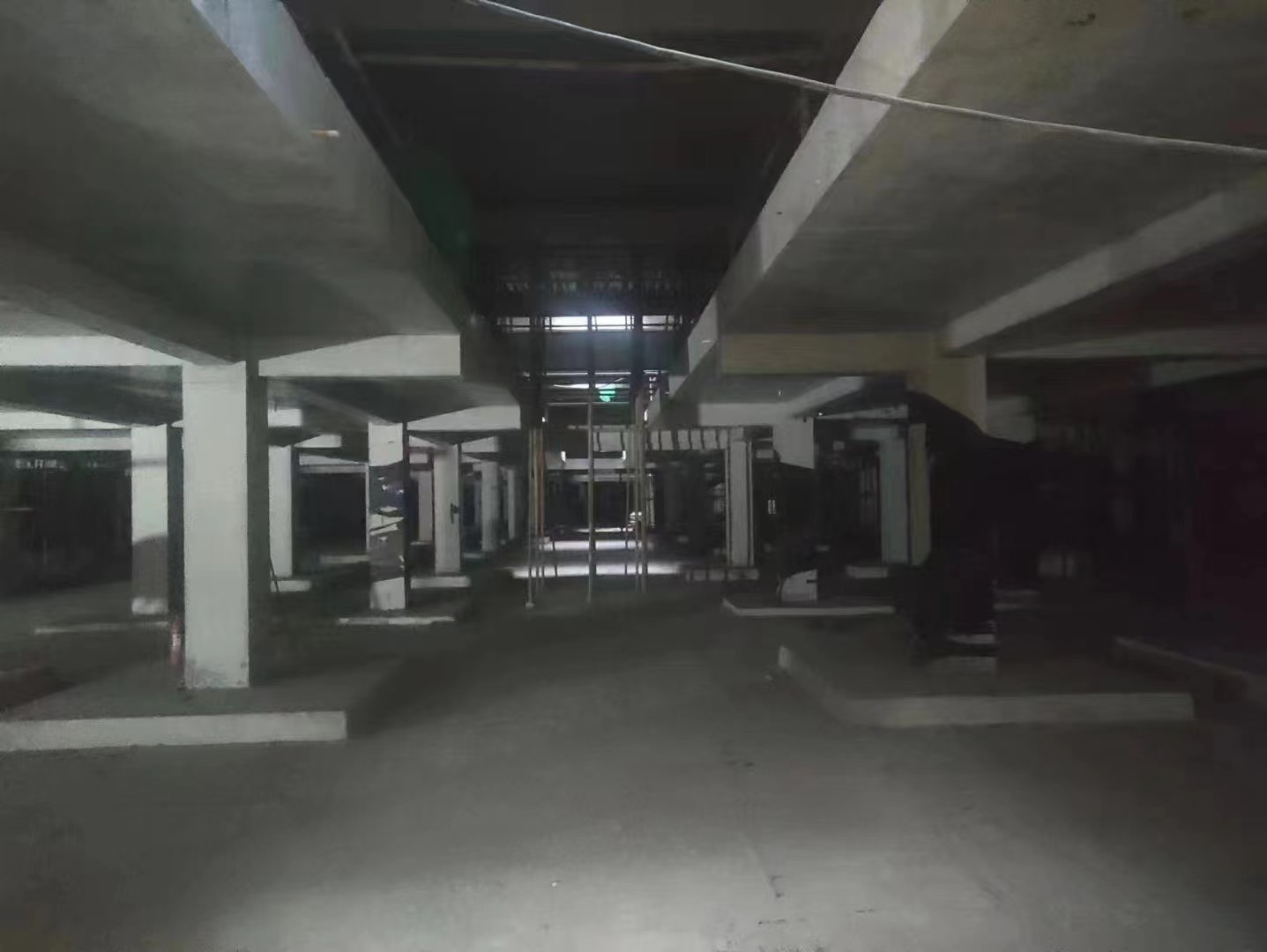 东莞山东又一个上海博普LOFT车库拔地而起